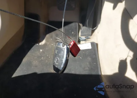 2018 Mercedes-Benz C 300 z USA, uszkodzony, nr VIN WDDWK4JB4JF617868